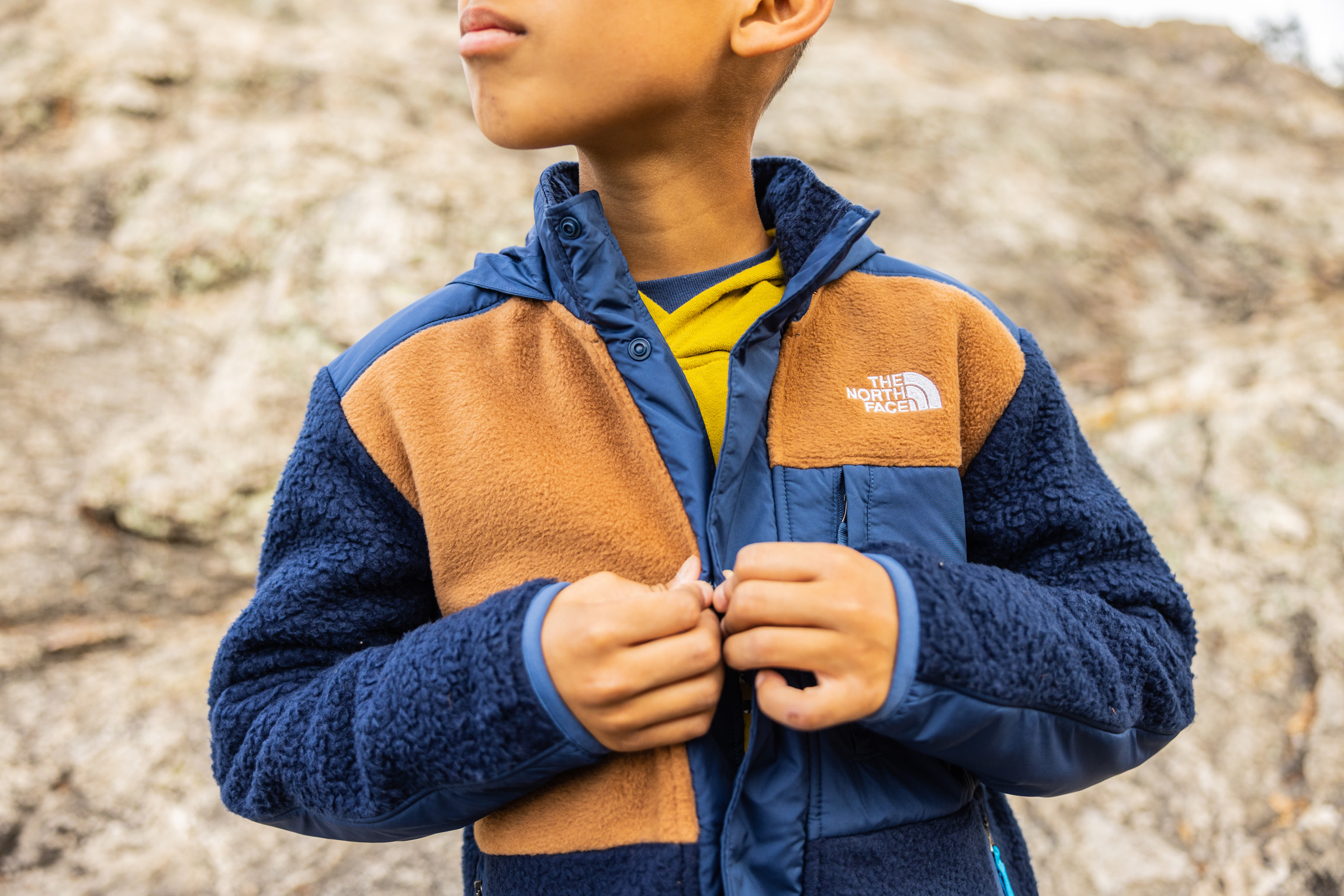TNF_FW22_Volume_Youth_Fly-4335